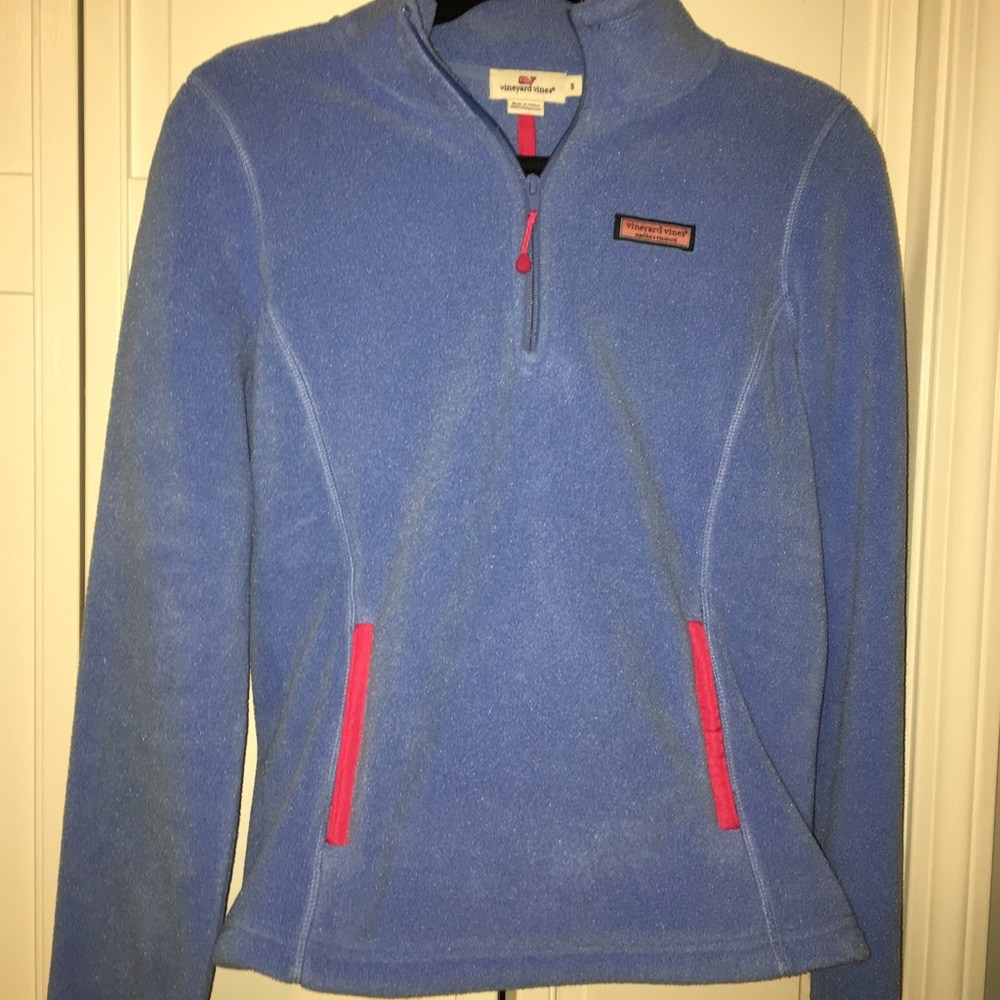 Vineyard Vines fleece shep shirt